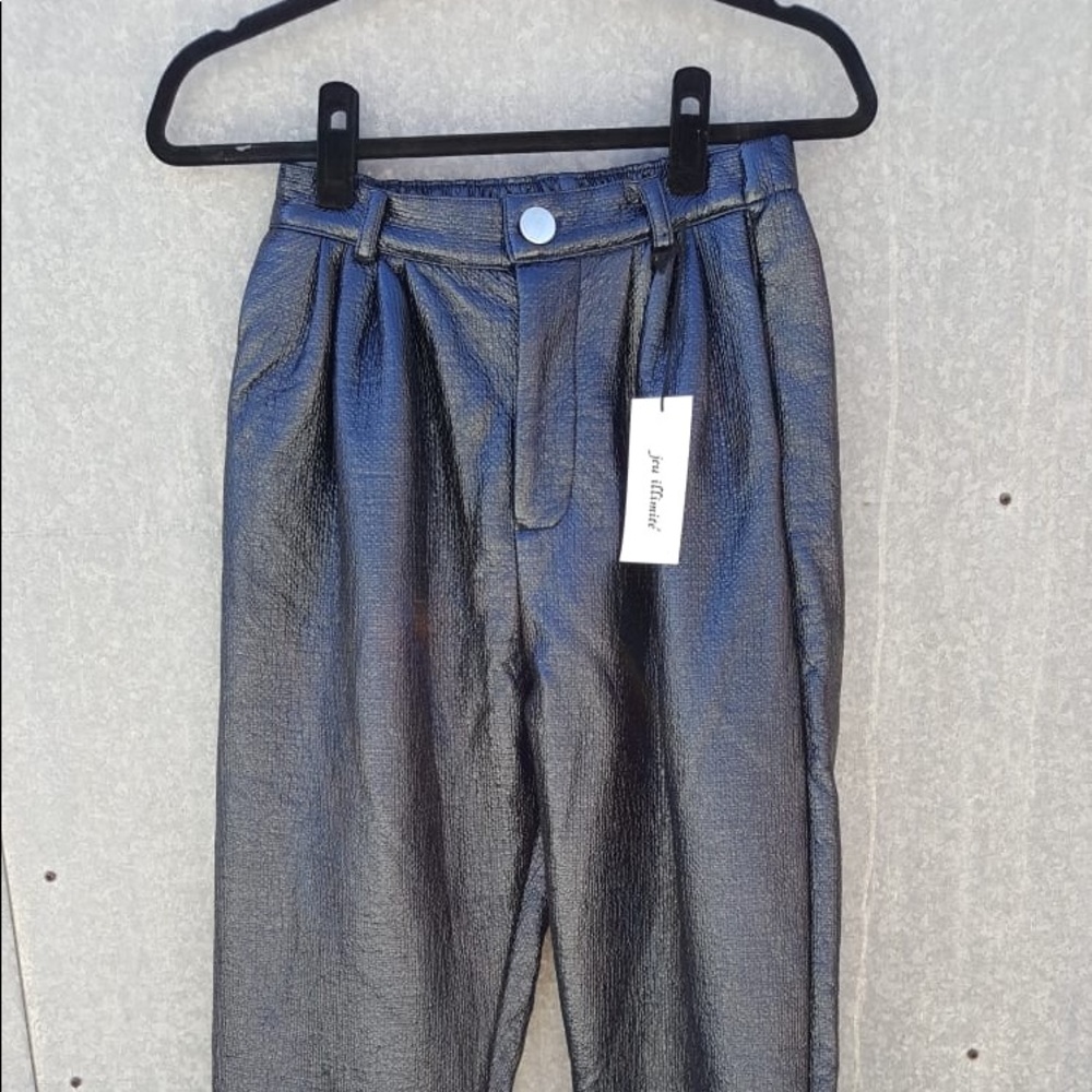 High-Waisted Metallic Knit Vino Pants